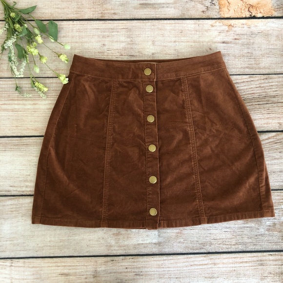 Brandy Melville Dresses & Skirts - brandy melville | NWOT Brown Velvet Button Skirt